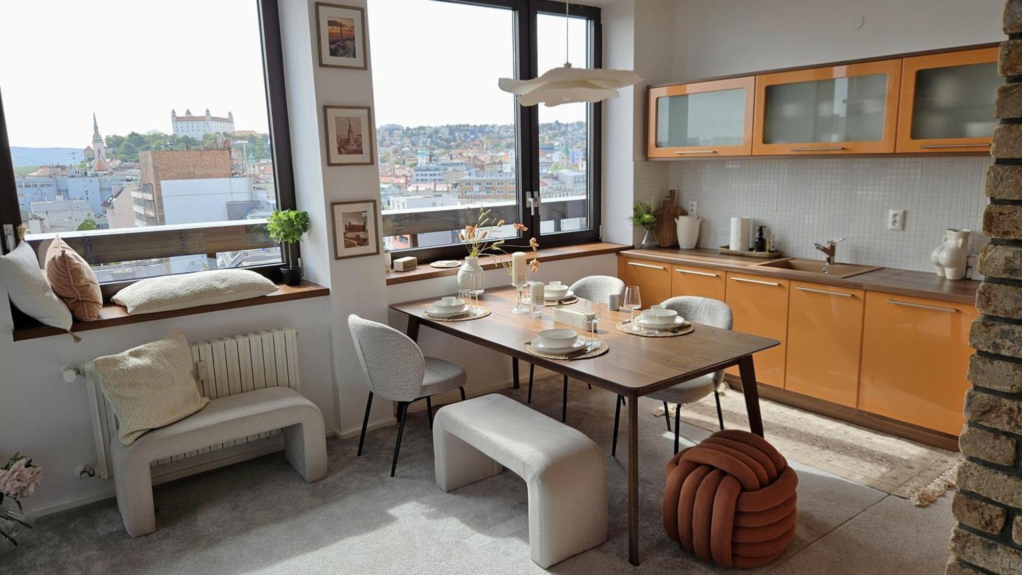 Panorama View Design Apt In Old Town - Free Parking براتسيلافا المظهر الخارجي الصورة
